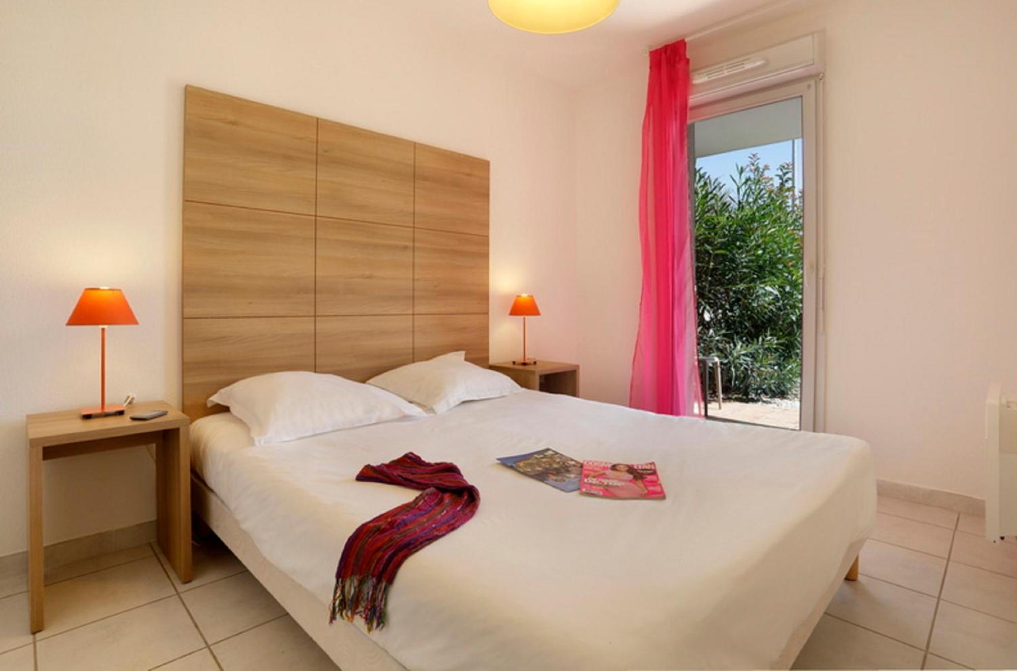 Vacanceole - Residence Cap Camargue ル・グロー・デュ・ロワ エクステリア 写真