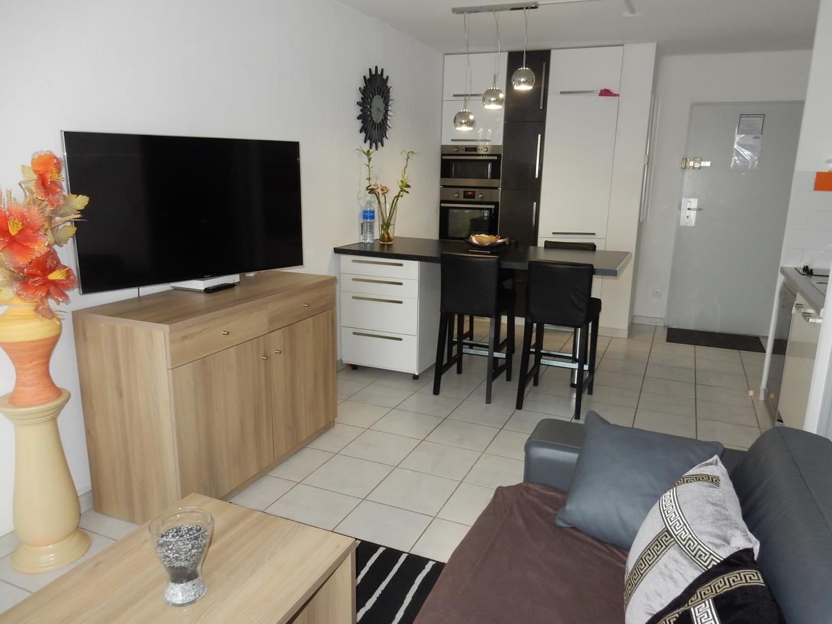 Vacanceole - Residence Cap Camargue ル・グロー・デュ・ロワ エクステリア 写真